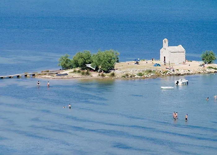 31 Апартаменты *